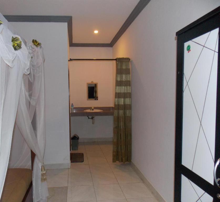 Five Time Home Stay Gili Air Exterior photo