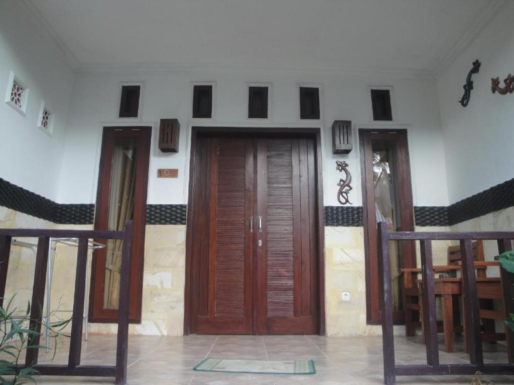 Five Time Home Stay Gili Air Exterior photo