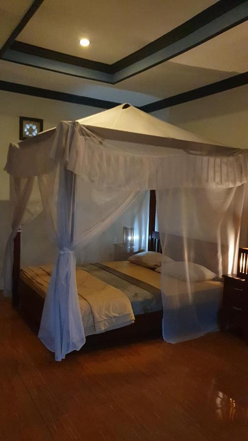 Five Time Home Stay Gili Air Exterior photo
