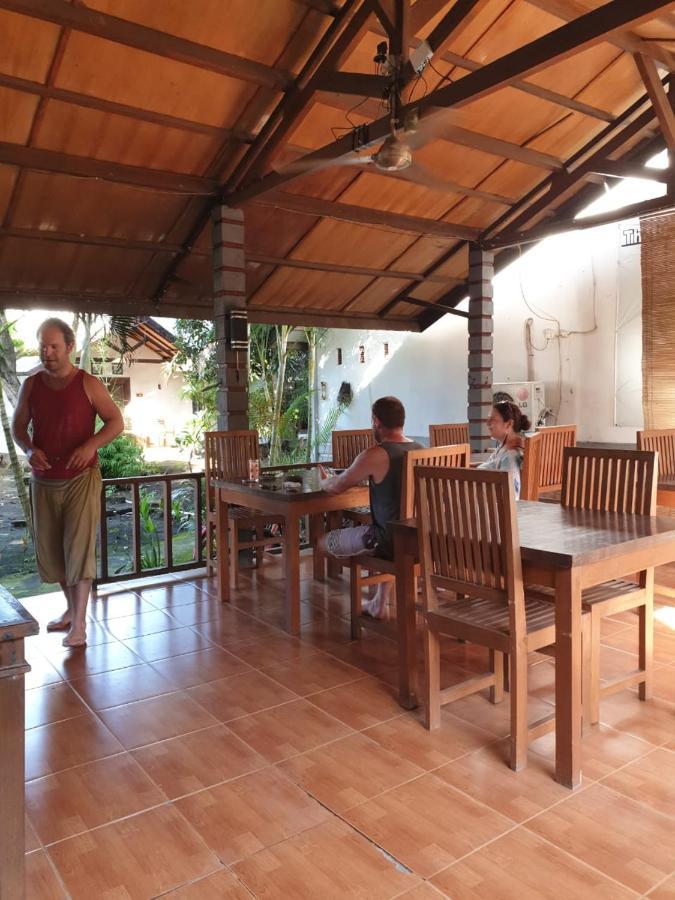 Five Time Home Stay Gili Air Exterior photo