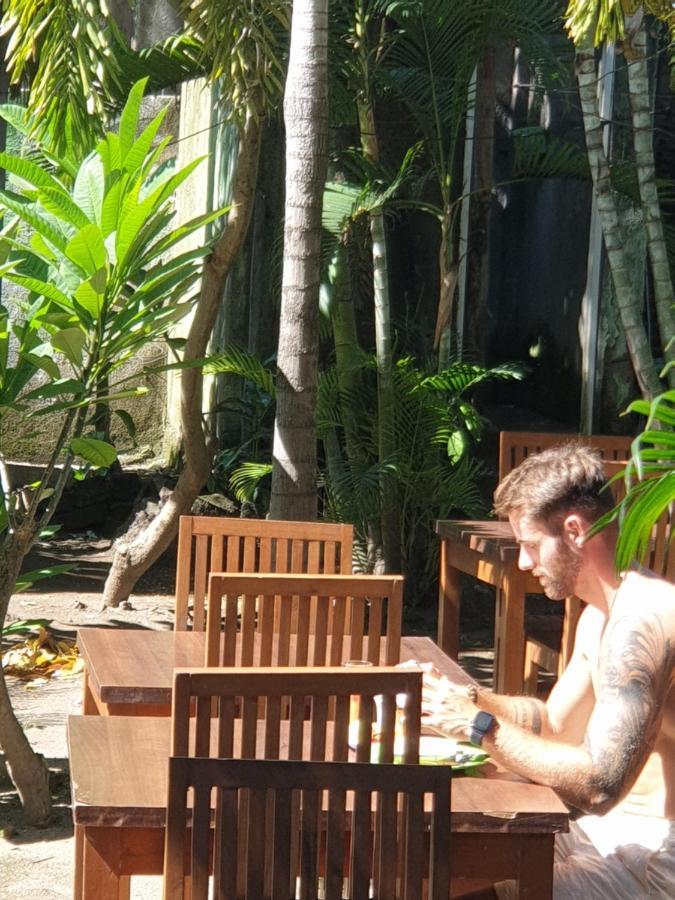 Five Time Home Stay Gili Air Exterior photo